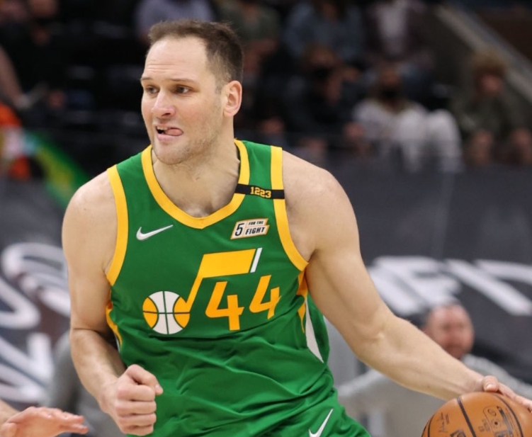 赛后西汉姆完成体检热火未来可期之后，清晨犹他爵士备战德甲